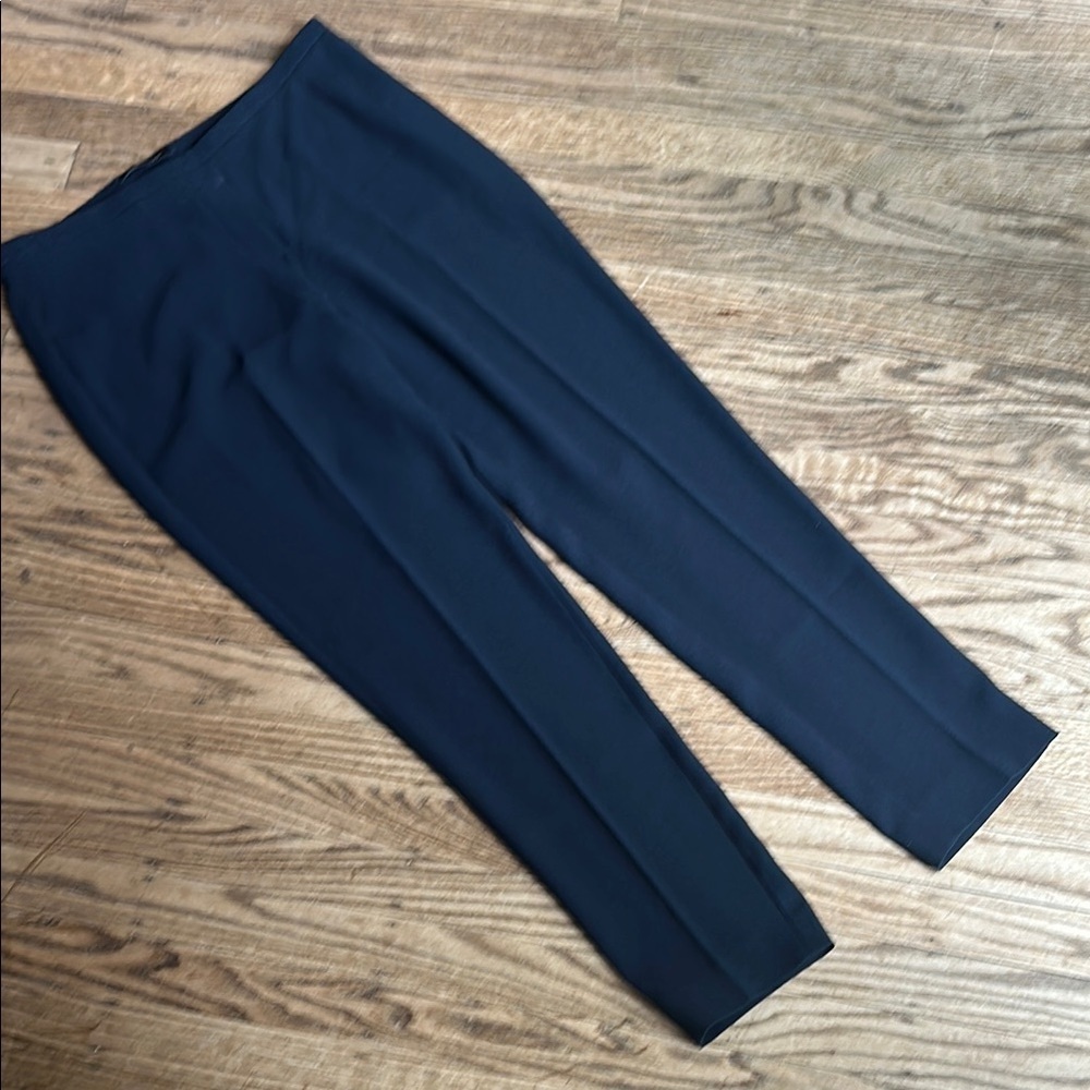 Ellie Tahari Slim Fit Flat Front Side Zipper crepeTrousers Pants Navy Blue 6 EUC - Picture 1 of 8